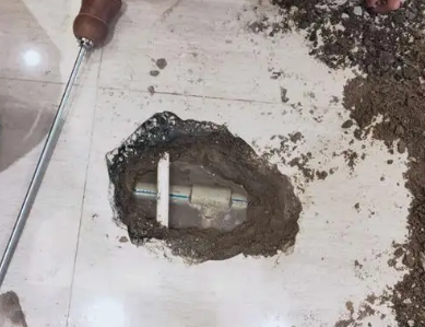 洛扎卫生间测漏水